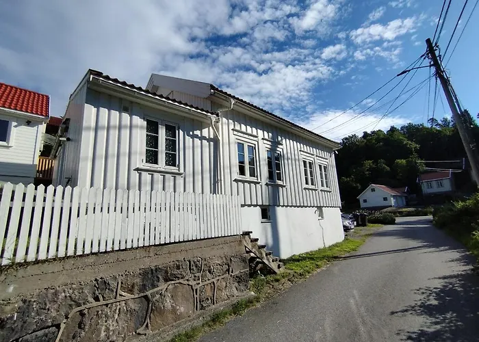 Sorlandshus Med 3 Soverom